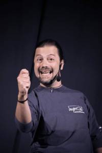  Francesco performing with improzac